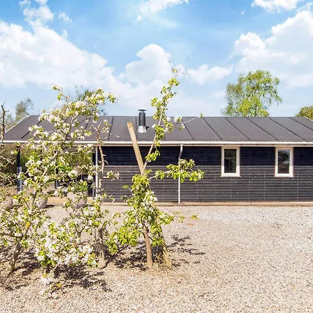 Luxury House With Sjolund